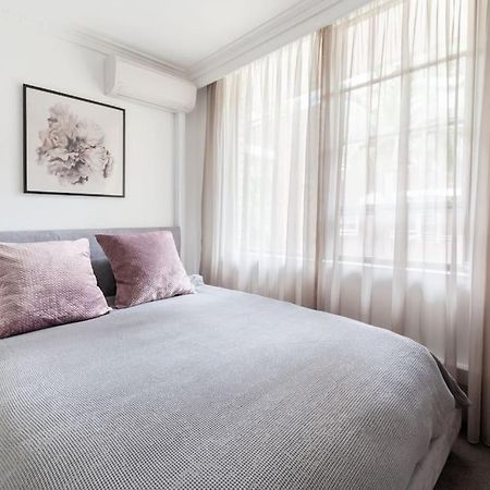 シドニーHarbourside Style, 2 Bed, A/C, Pool -Elizabeth Bayアパートメント エクステリア 写真