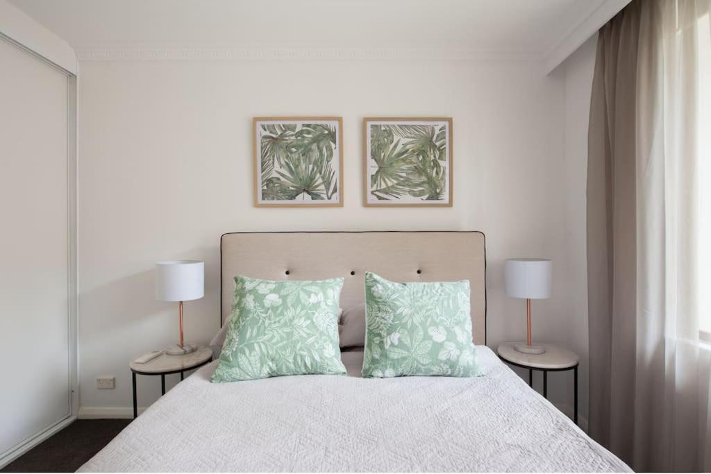 シドニーHarbourside Style, 2 Bed, A/C, Pool -Elizabeth Bayアパートメント エクステリア 写真